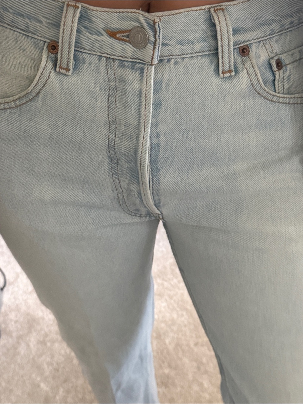 Levi’s vintage 80s made in USA 501 straight leg light wash denim jeans - Picture 6 of 13
